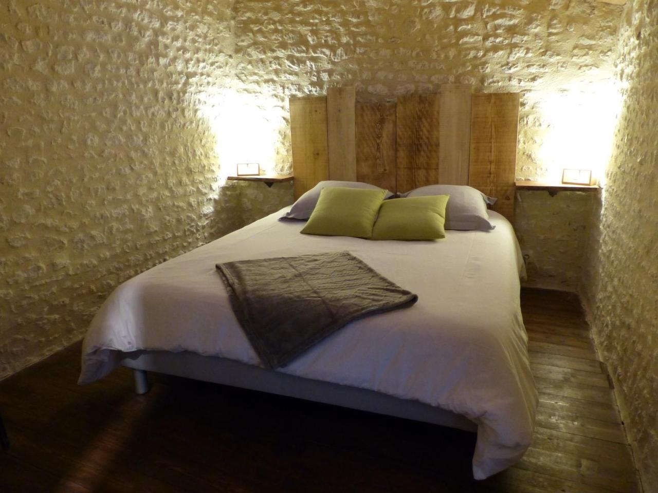 Tetes A L'Air Bed & Breakfast Montils Luaran gambar