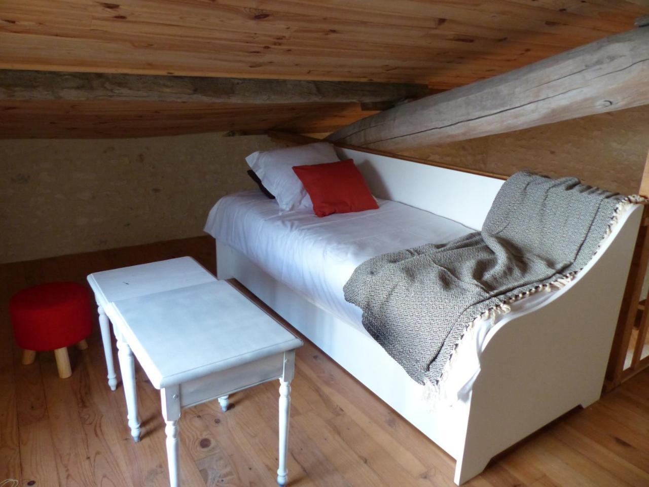 Tetes A L'Air Bed & Breakfast Montils Luaran gambar