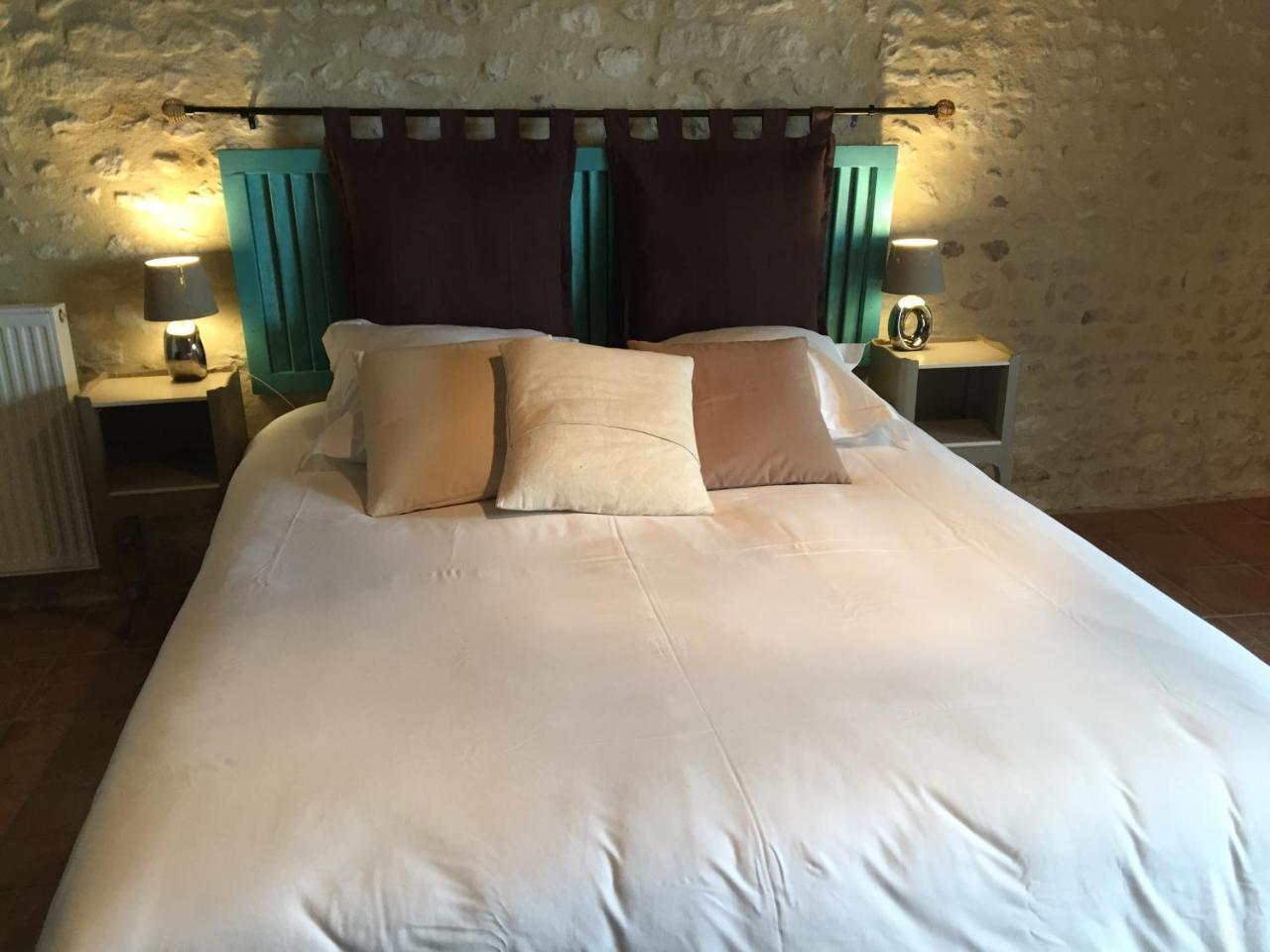 Tetes A L'Air Bed & Breakfast Montils Luaran gambar