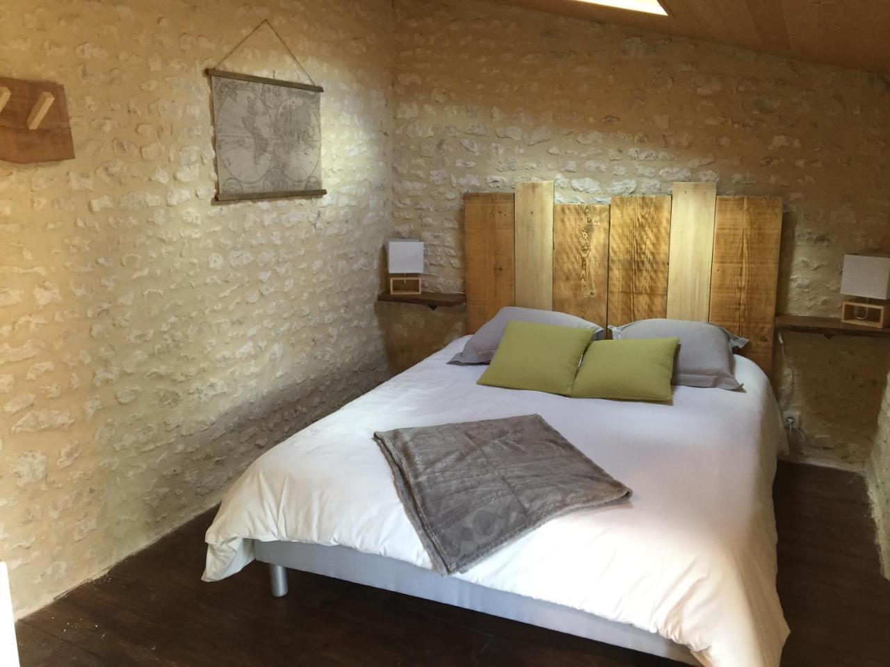 Tetes A L'Air Bed & Breakfast Montils Luaran gambar